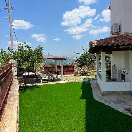 Apartment In Salamina With Garden & Sea View Selinia Zewnętrze zdjęcie